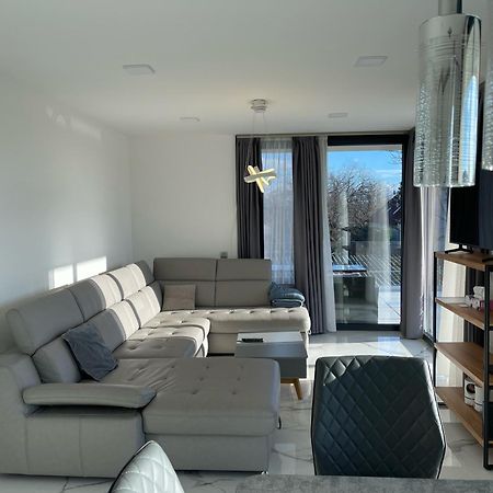 Luxury Apartments In Balatonalmadi, Almadi Lux Apartman II - Crystal White Exteriör bild