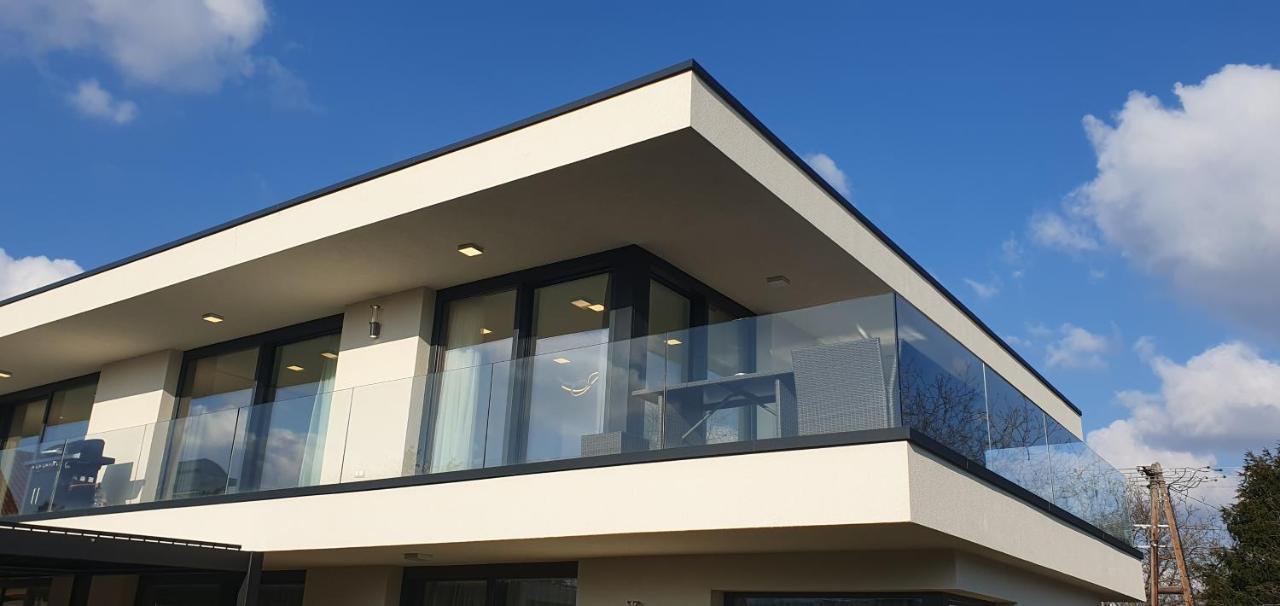 Luxury Apartments In Balatonalmadi, Almadi Lux Apartman II - Crystal White Exteriör bild